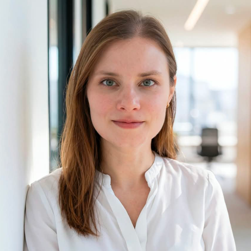 Julia Wingert